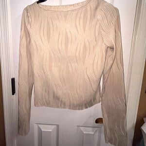 Textured Going Out Off-White Long Sleeve